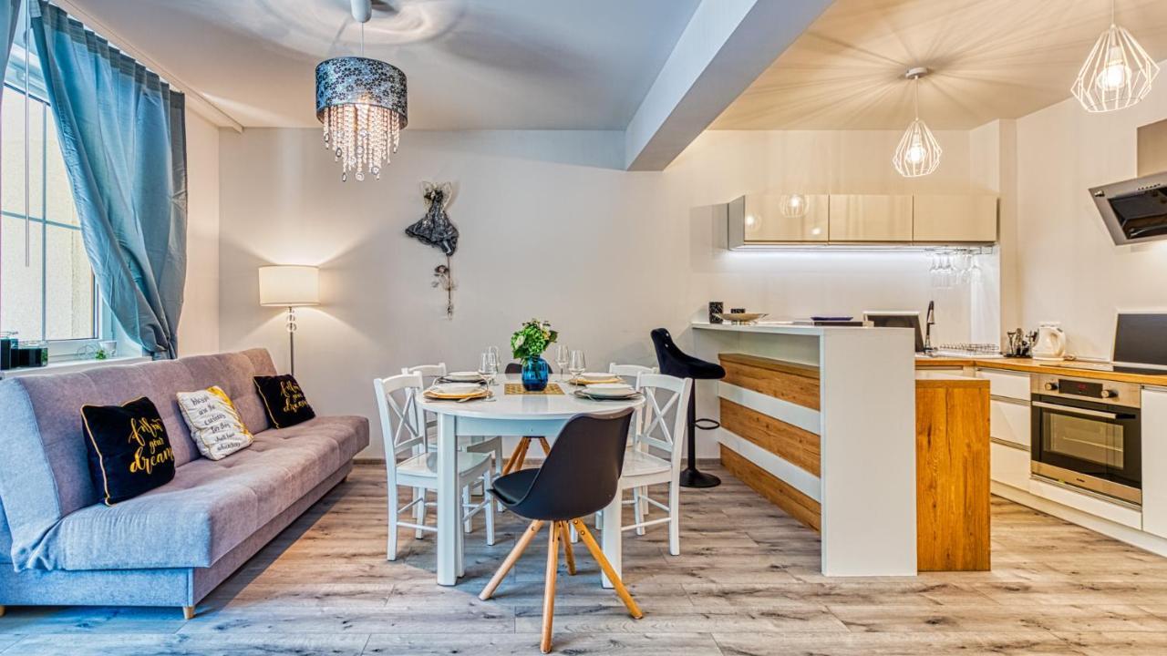Apartamenty Centrum - Wyszynskiego 9 By Royal Aparts Swieradow-Zdroj Exterior photo